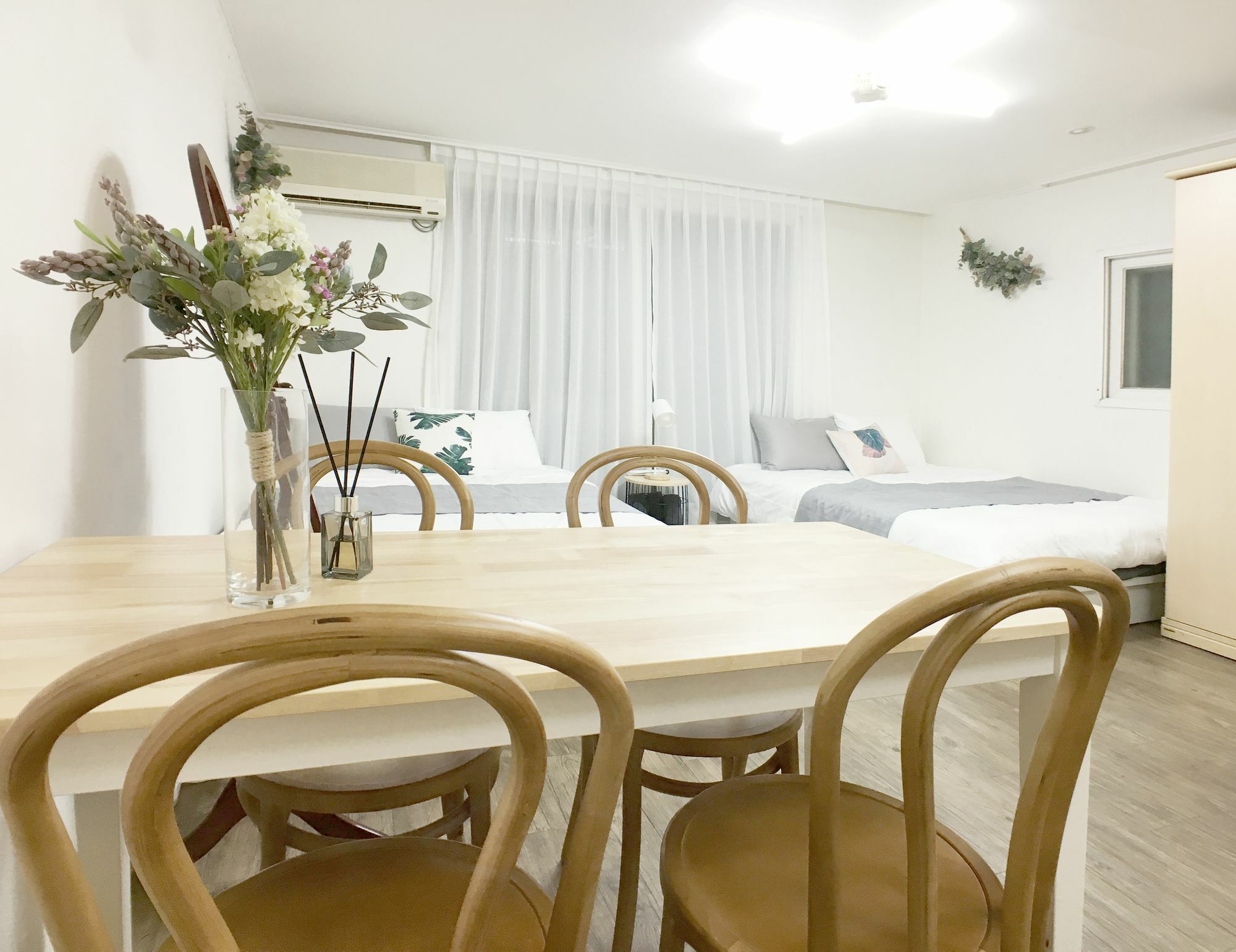 Ferienwohnung Sunny House Hongik Snt 1Mins Seoul Exterior foto