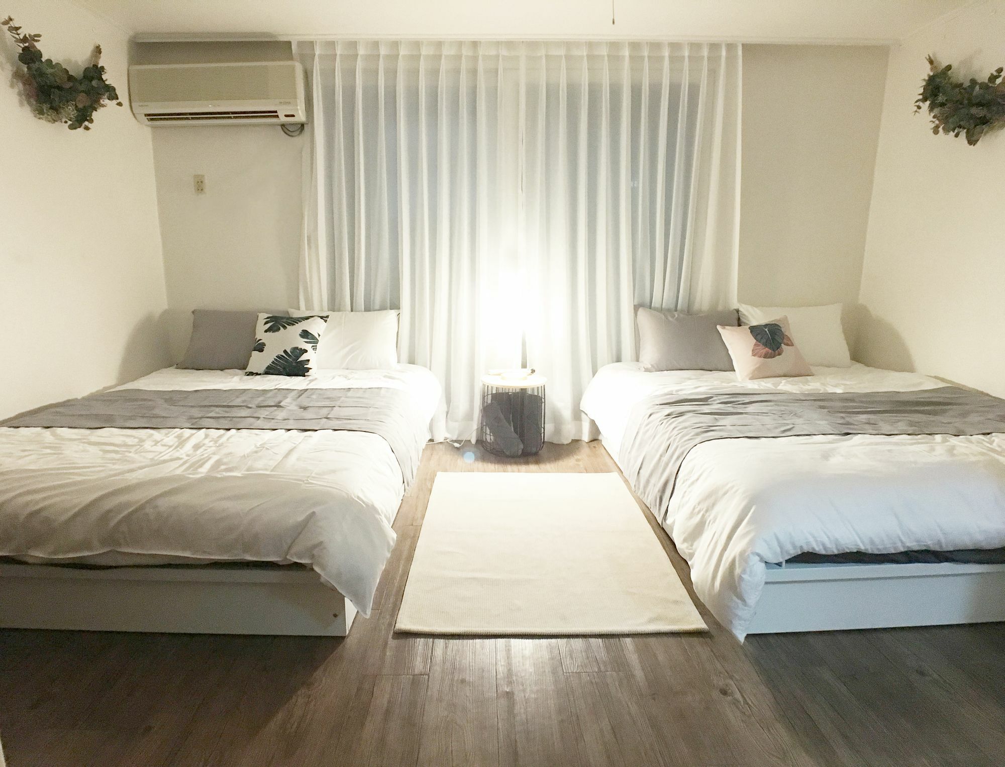 Ferienwohnung Sunny House Hongik Snt 1Mins Seoul Exterior foto