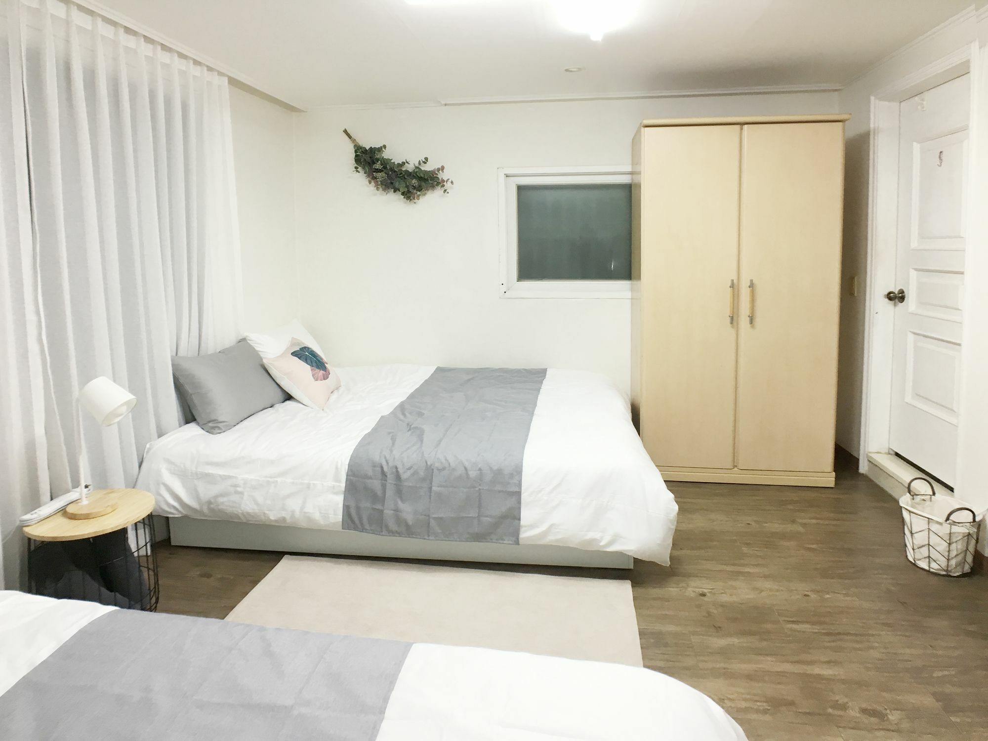 Ferienwohnung Sunny House Hongik Snt 1Mins Seoul Exterior foto